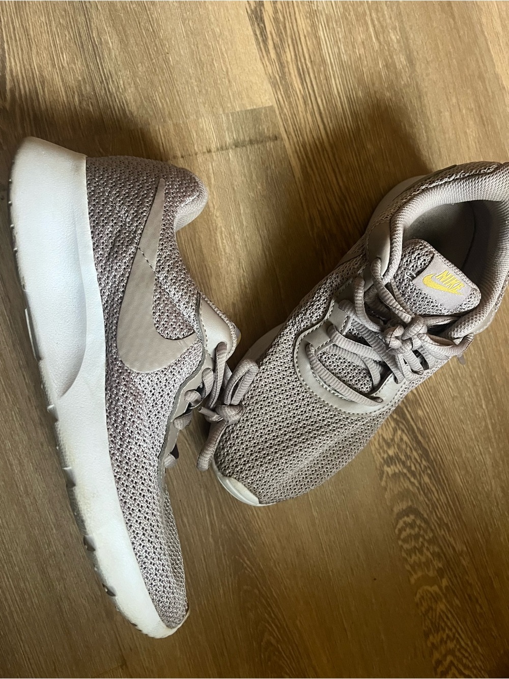 Nike Women's Casual Sneakers size 6